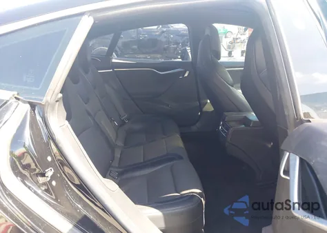 2017 Tesla Model S 60/75 z USA, uszkodzony, nr VIN 5YJSA1E16HF213979